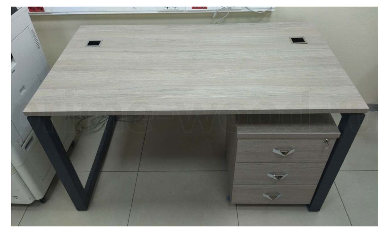 Стол рабочий руководителя на О-образном металлокаркасе ONIX DIRECT 138x80x75 цвет: Дуб Аттик - фото со сборки